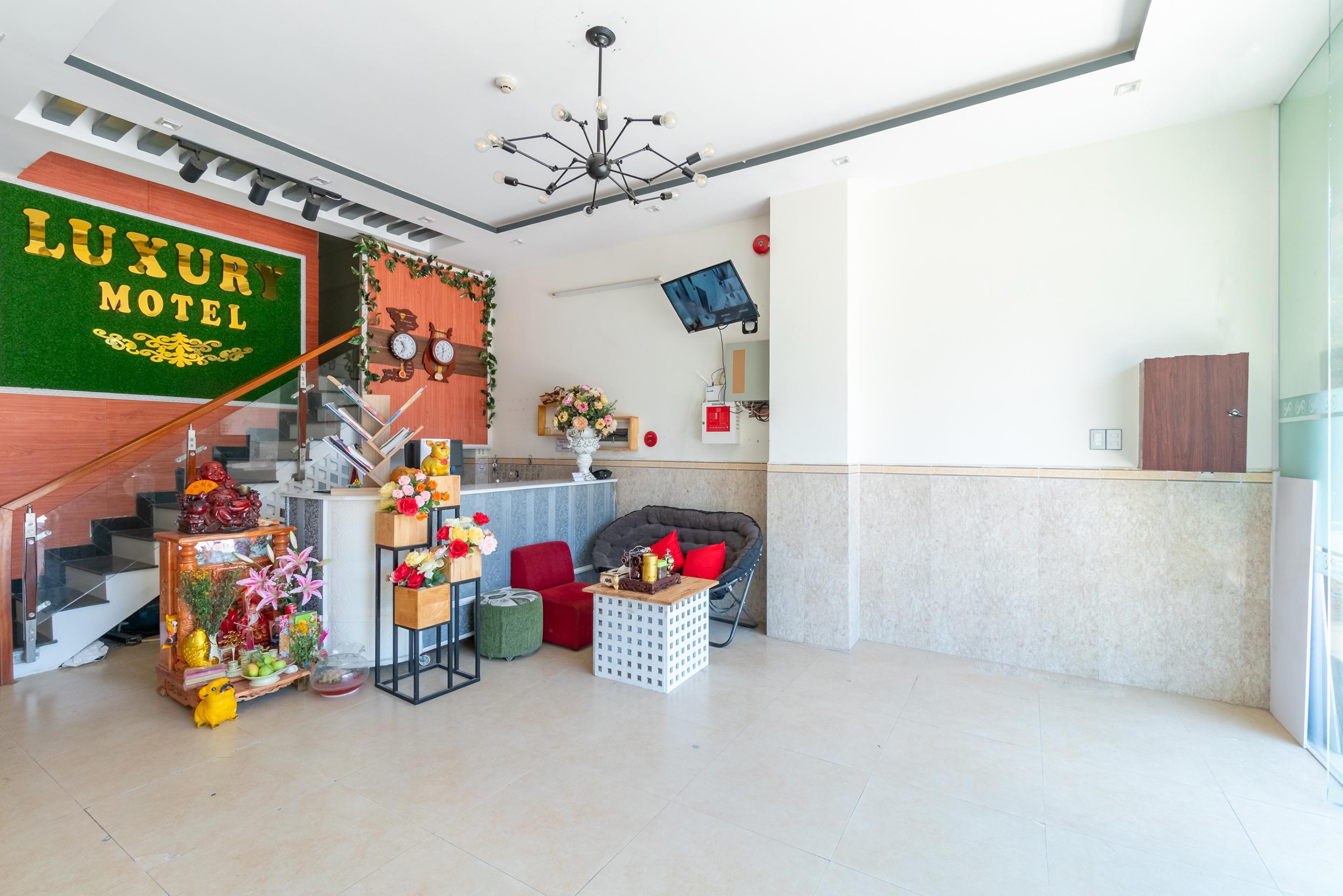 Oyo 238 Luxury Motel Дананг Экстерьер фото