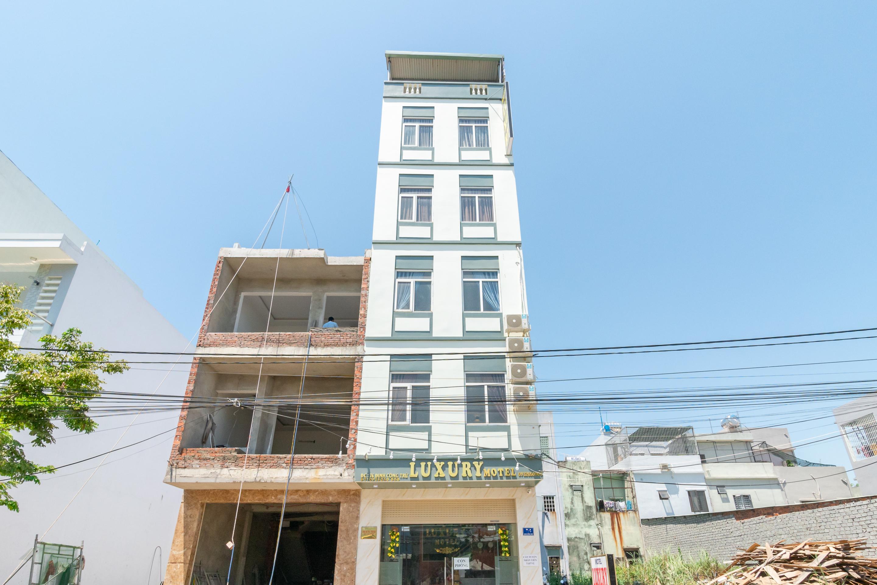 Oyo 238 Luxury Motel Дананг Экстерьер фото